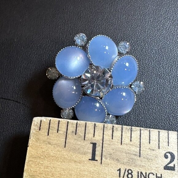 VTG Judy Lee Earrings Light Blue Moonstone Rhinestones Floral Design Clip-On - Picture 7 of 9
